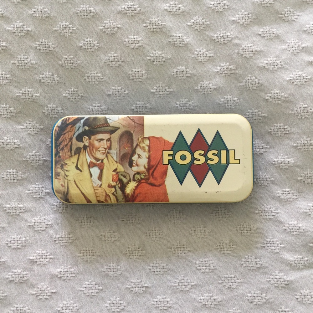Fossil • 1992 Vintage 90's Fossil Tin Case - Picture 2 of 5